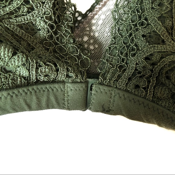 Victoria Secret Bralette - Picture 5 of 8